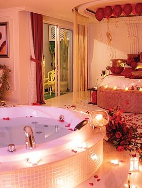Love hotel